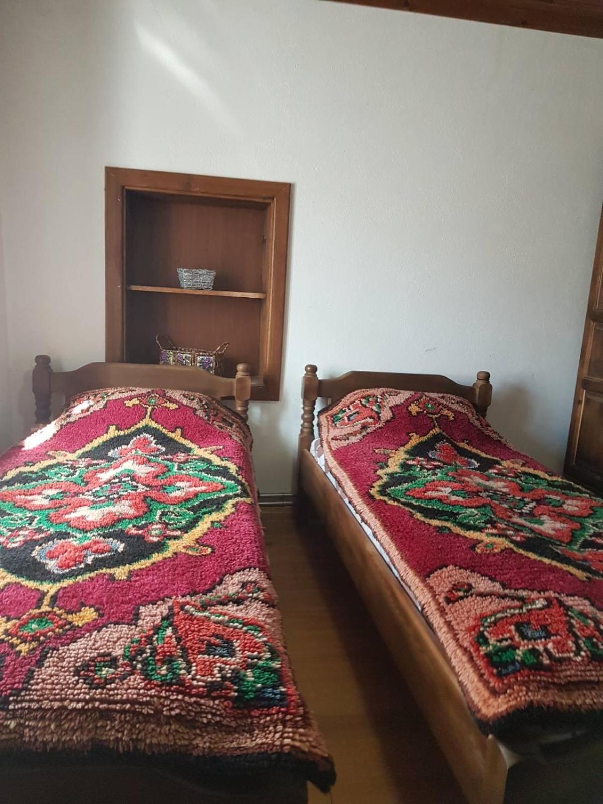 Тодорината Къща Ξενοδοχείο Leshten Εξωτερικό φωτογραφία
